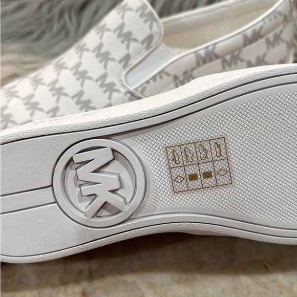 Michael Kors Women’s Keaton Slip-On Logo Sneakers-White Logo - Picture 8 of 8